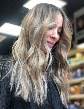 Balayage Highlights av Creative Headz